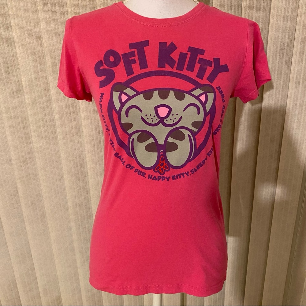 Big Bang Theory Ripple Junction Soft Kitty Graphic Tee Fitted T-Shirt